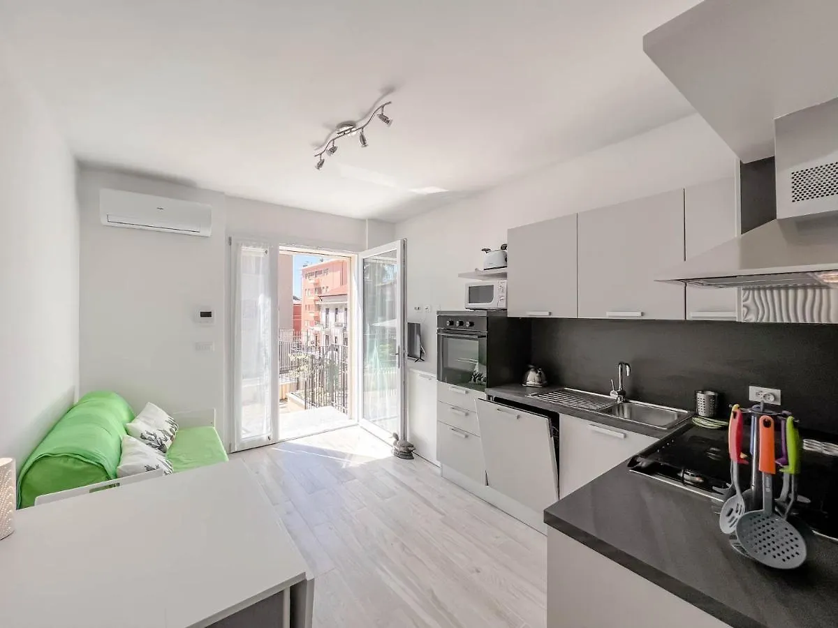 Nuovo Bilocale Con Posto Auto Apartment Varazze