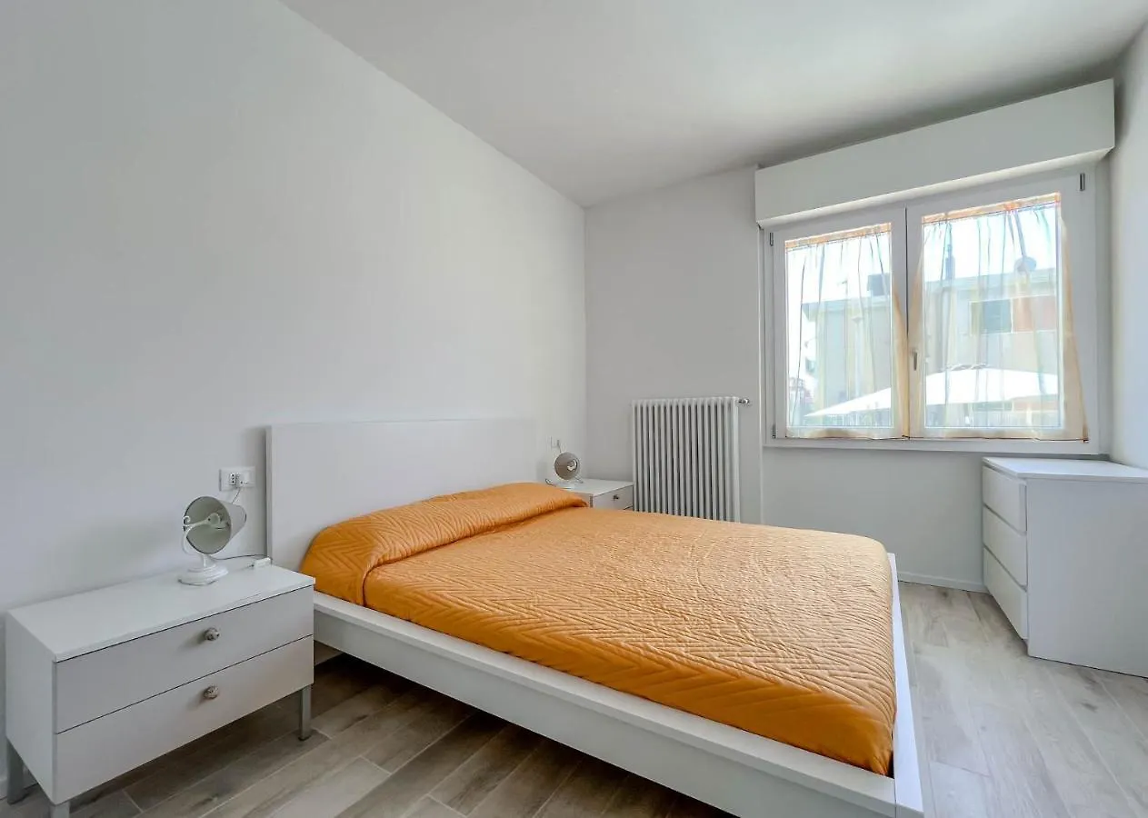 Nuovo Bilocale Con Posto Auto Apartment Varazze