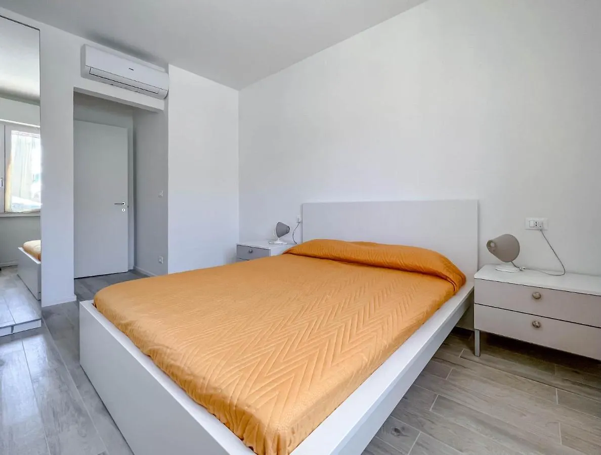 Nuovo Bilocale Con Posto Auto Apartment Varazze